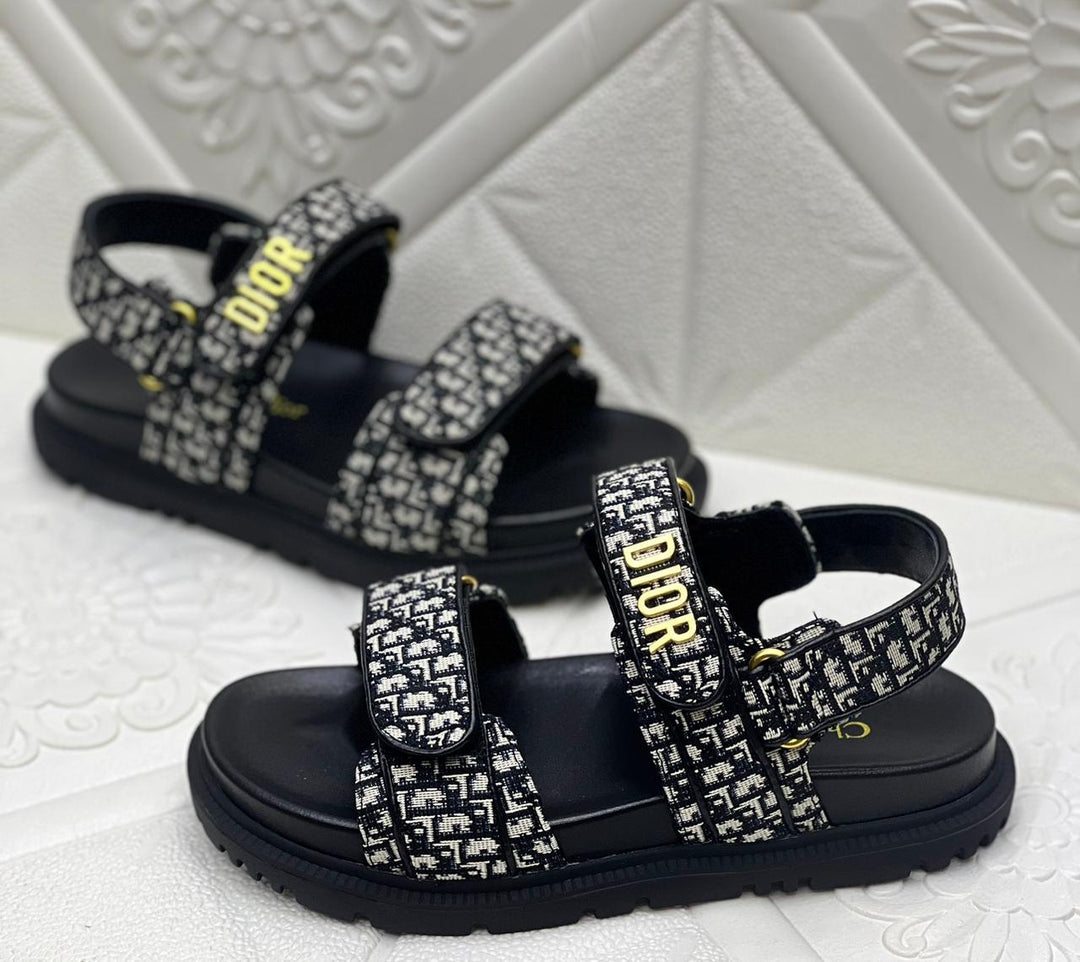 ladies flats Lilly Onlines