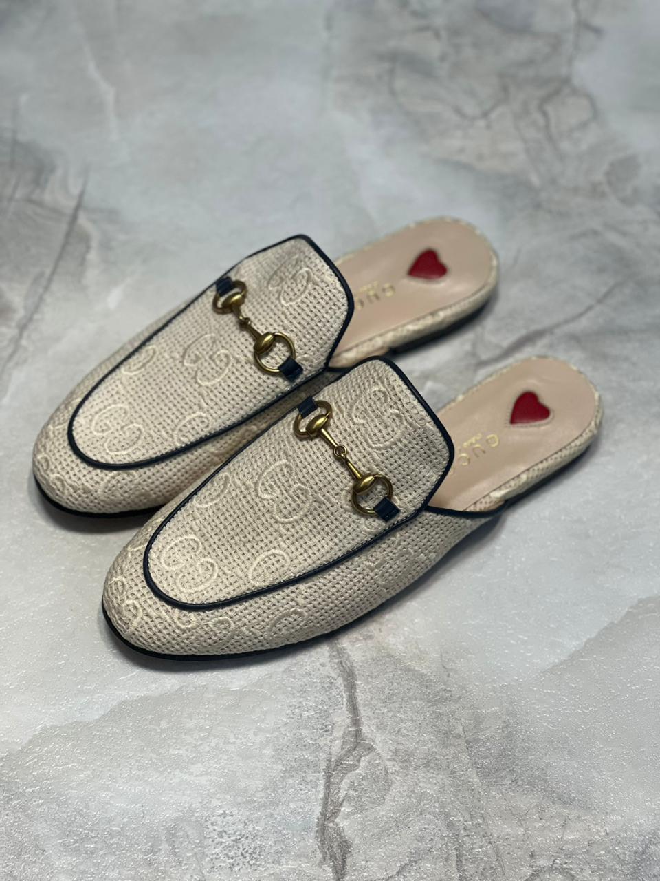 ladies flats Lilly Onlines