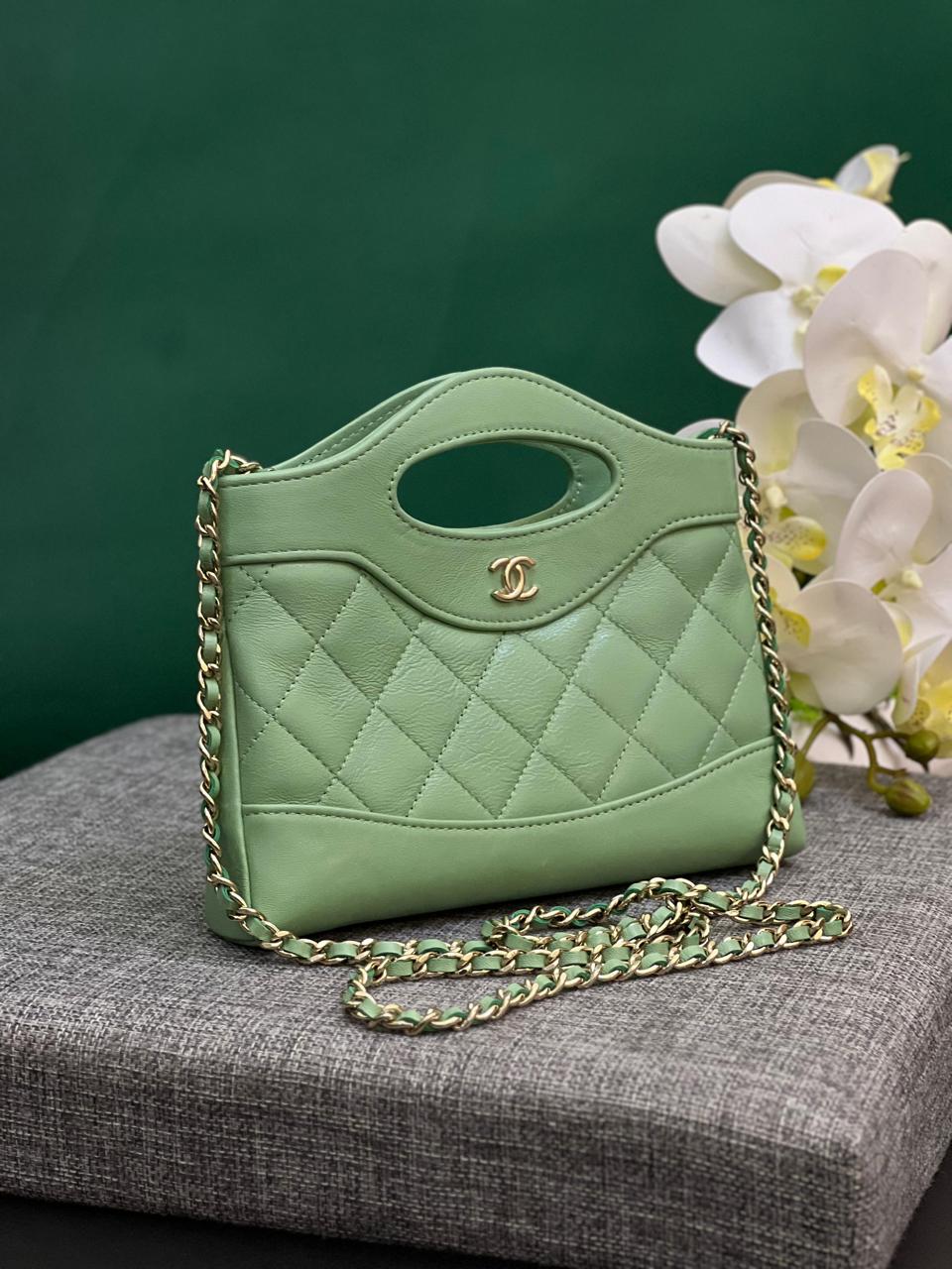 Ladies Chanel bags Lilly Onlines
