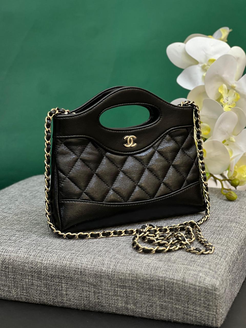 Ladies Chanel bags Lilly Onlines