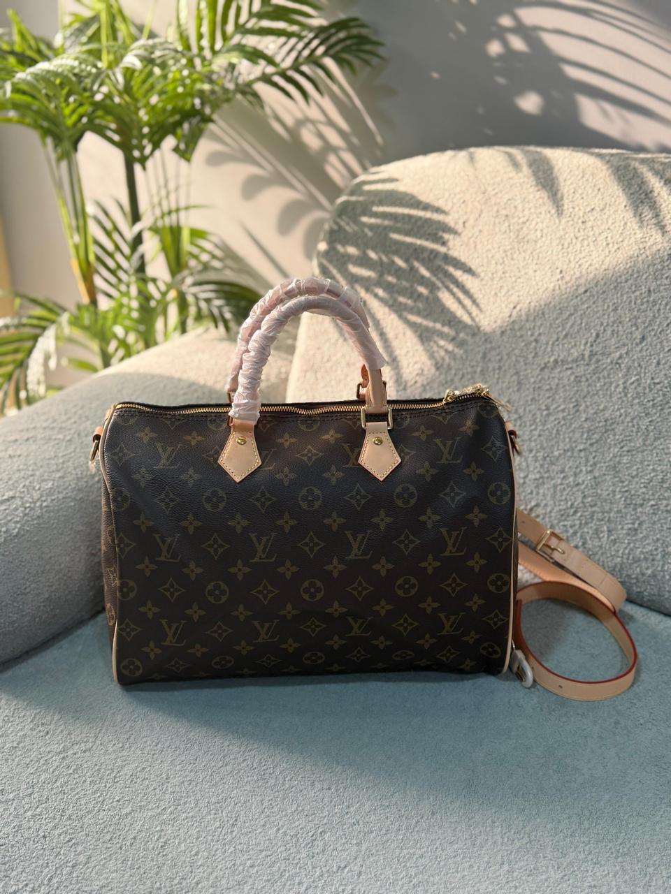 Travel bags Lilly Onlines