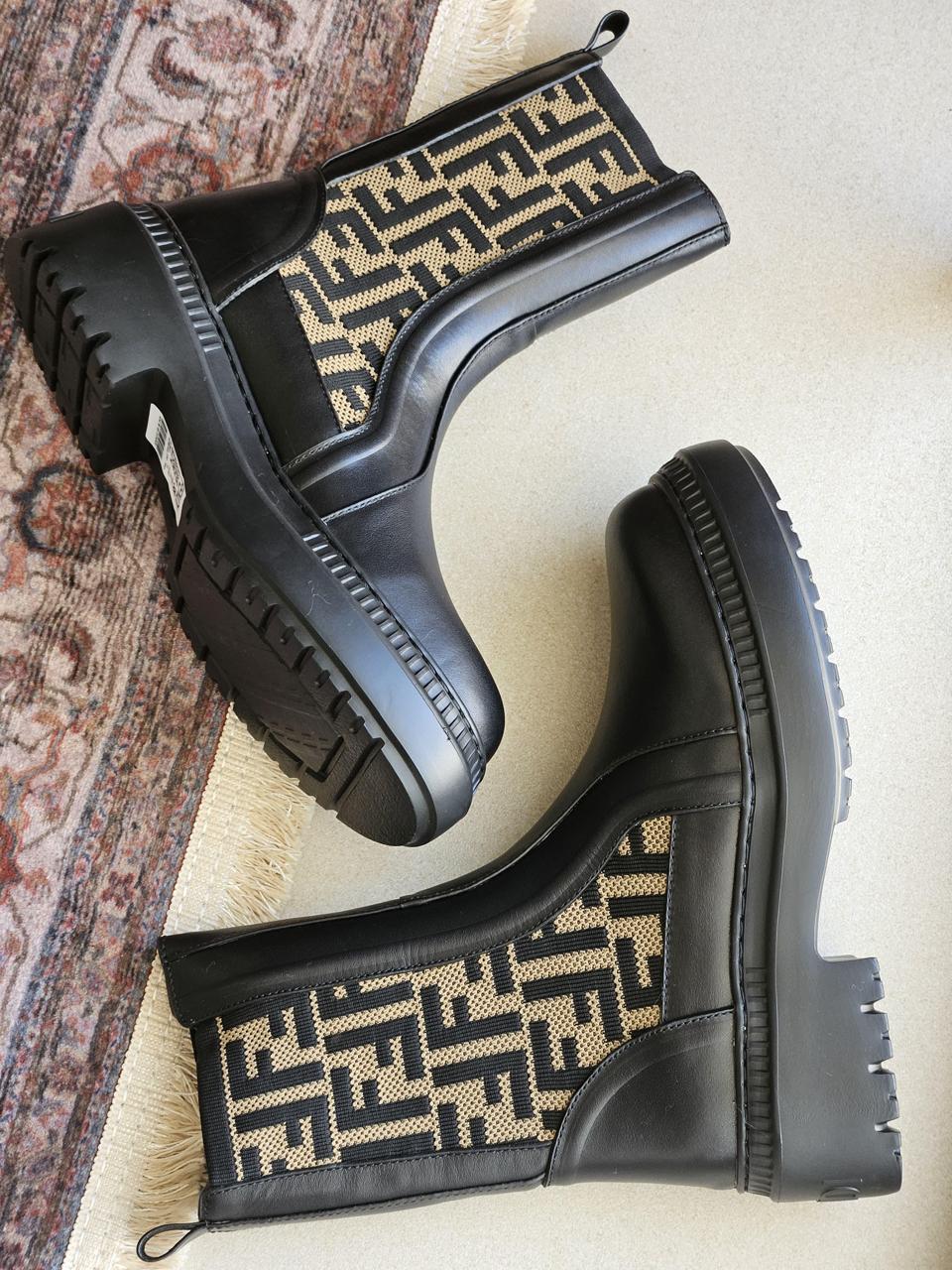 Ladies boots Lilly Onlines