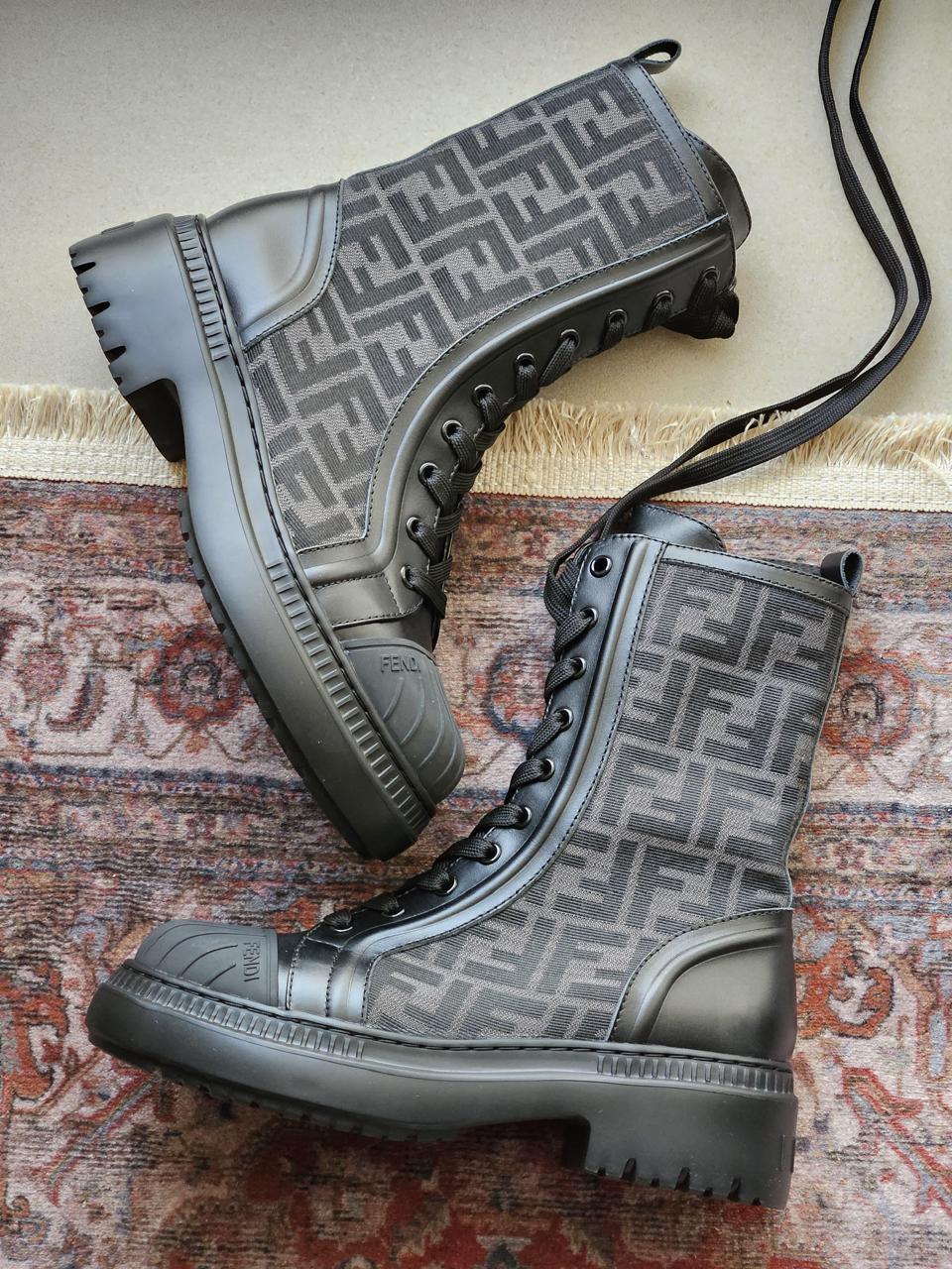 Ladies boots Lilly Onlines