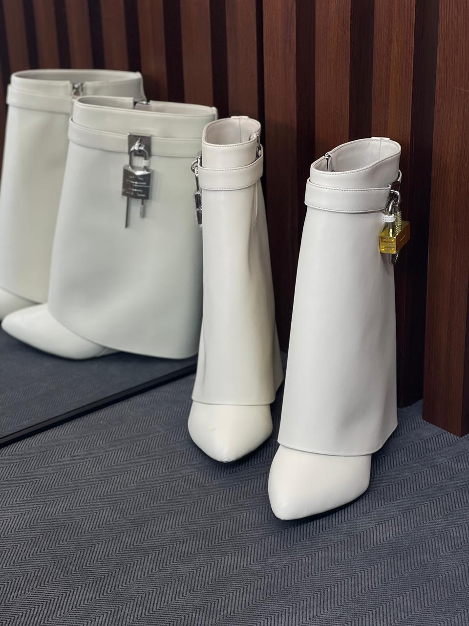 Ladies boots Lilly Onlines