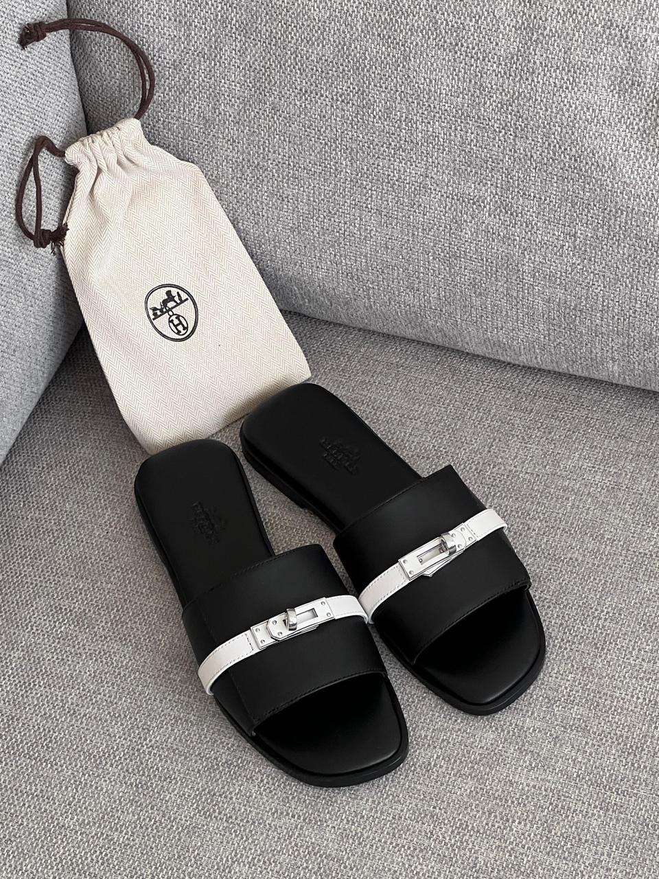 Ladies Flats