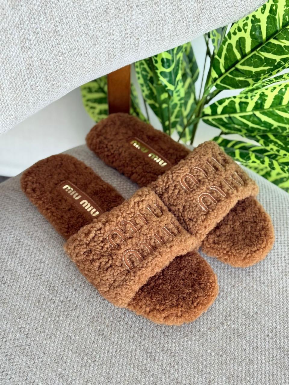 Ladies Flats