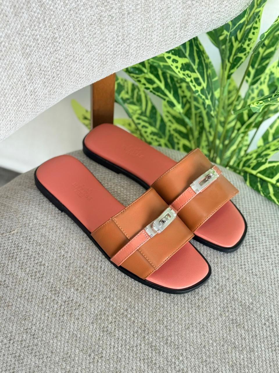 Ladies Flats
