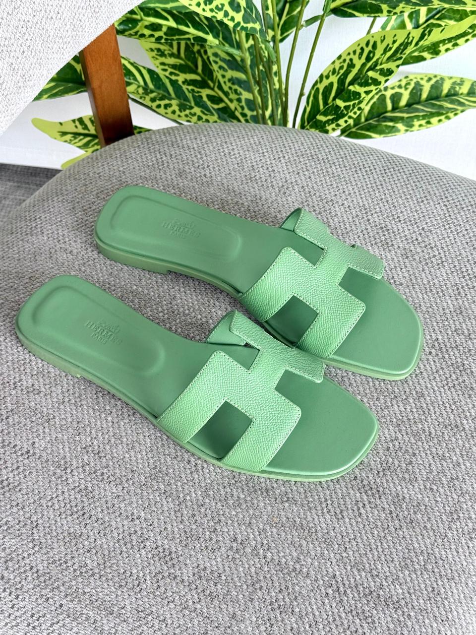 Ladies Flats