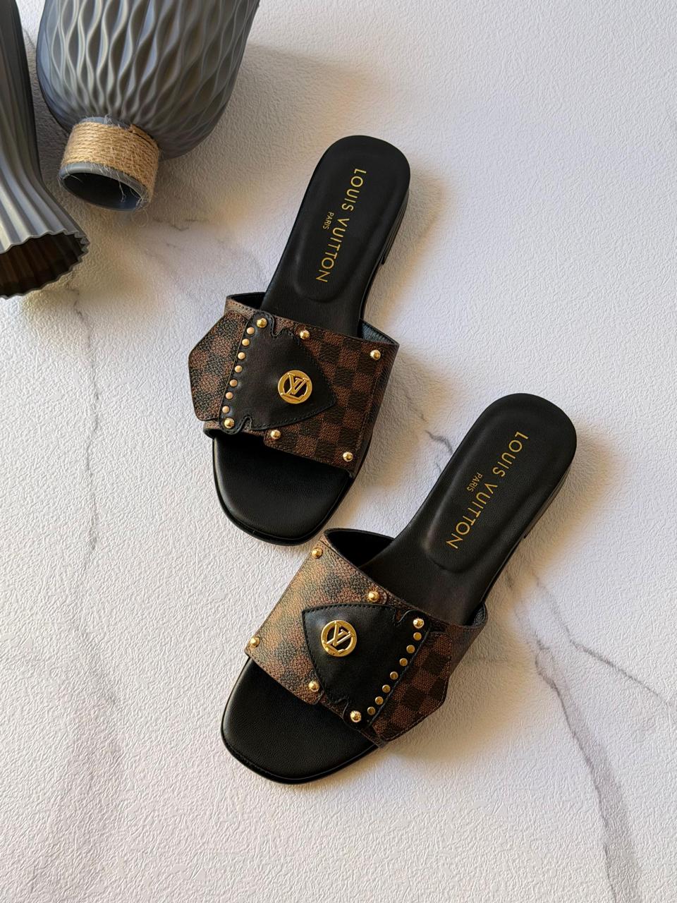 Ladies Flats