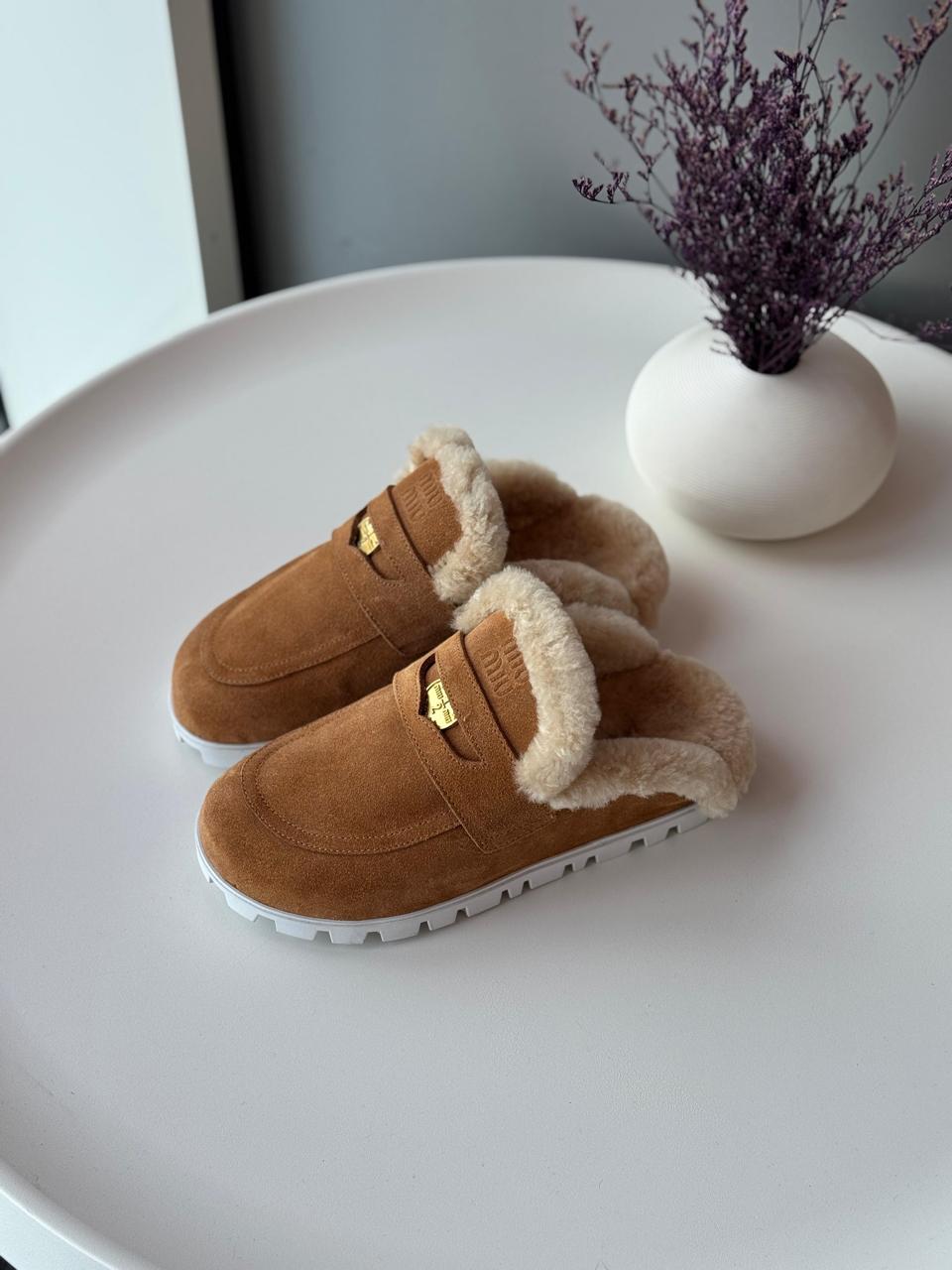 Ladies Flats