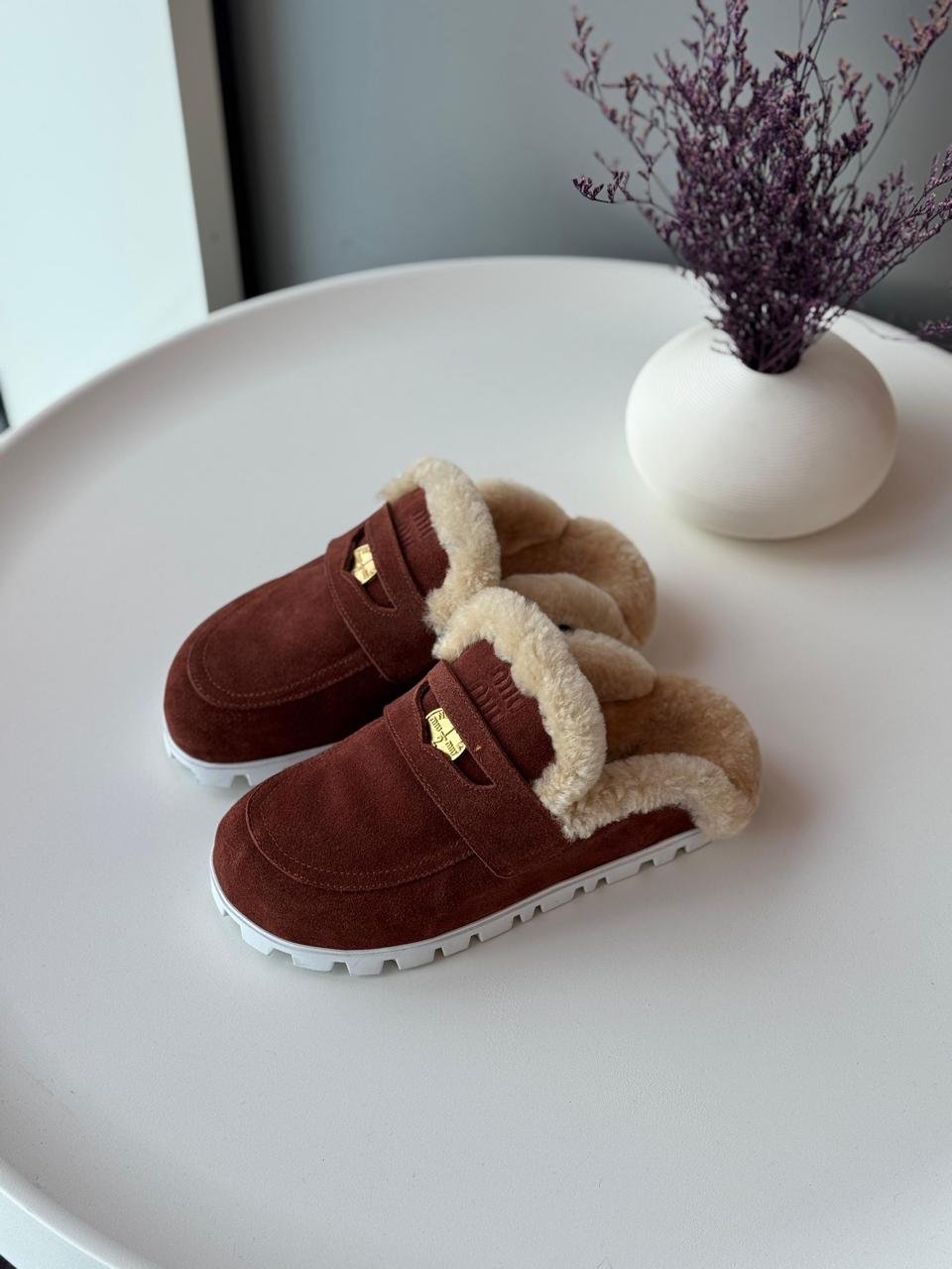 Ladies Flats