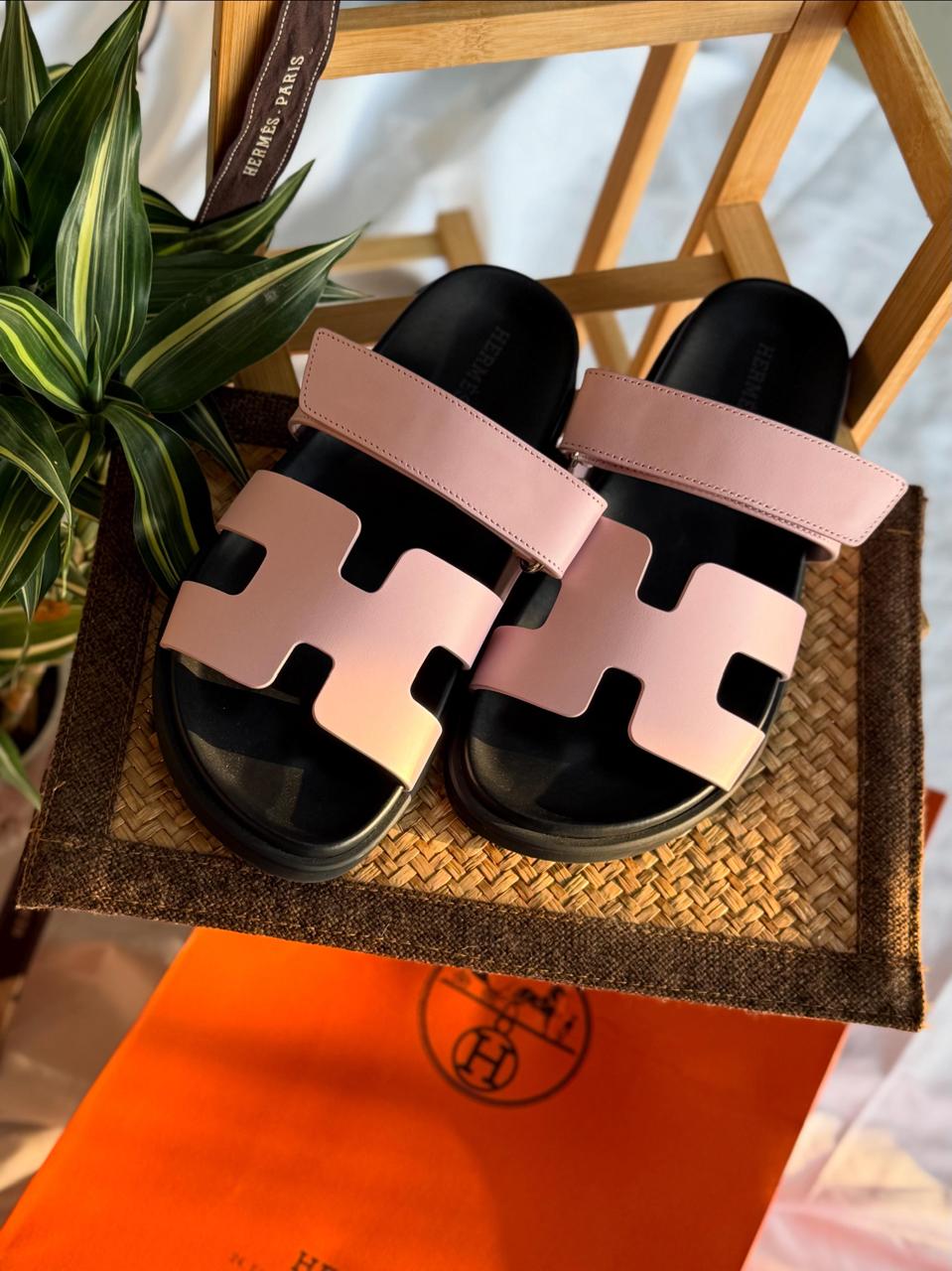 Ladies Flats