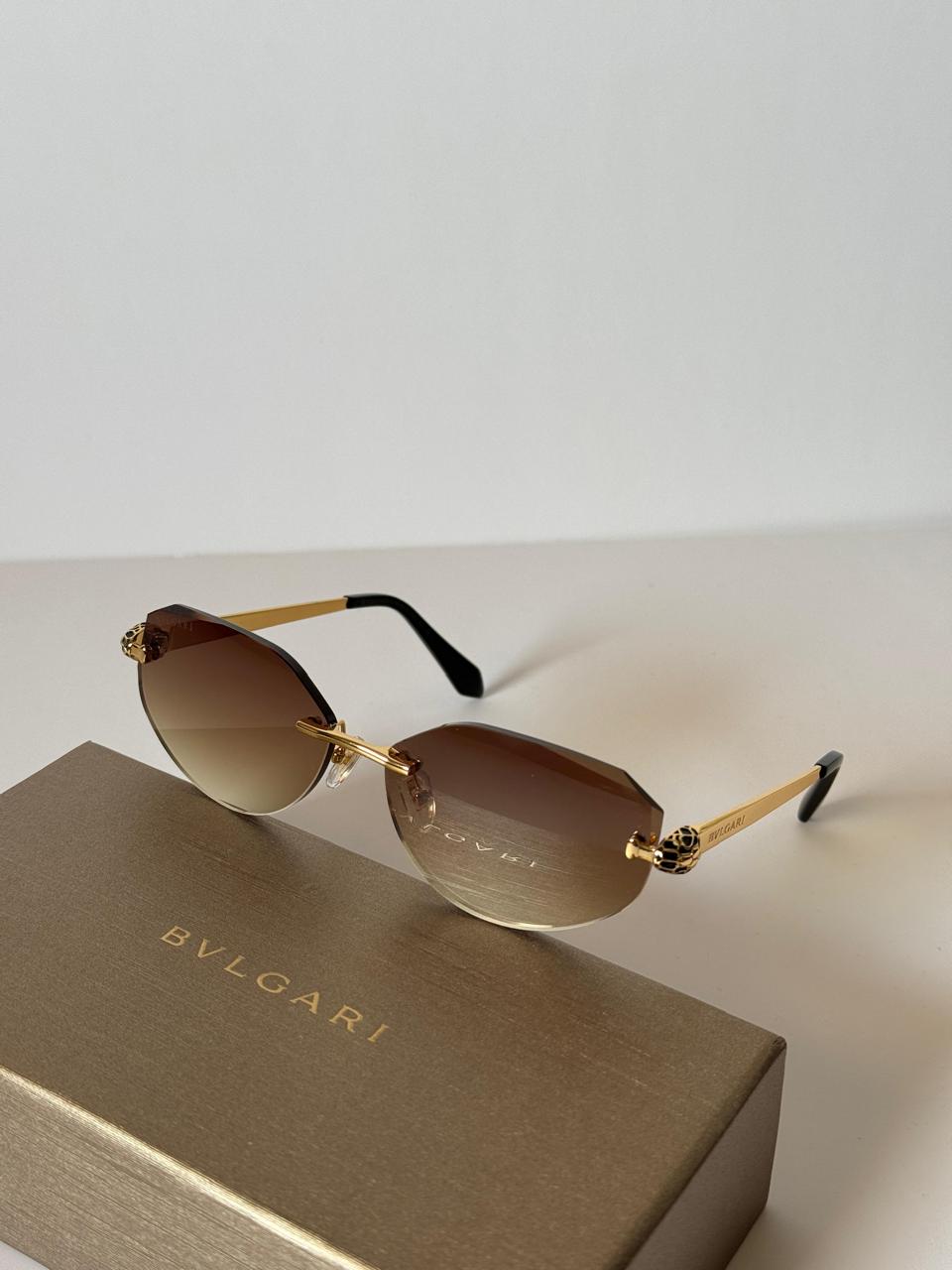 Ladies sunglasses