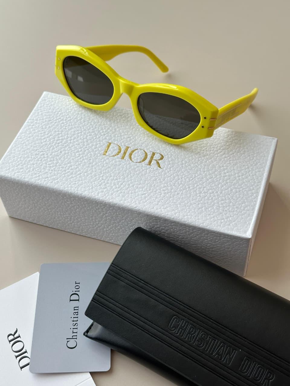 Ladies sunglasses