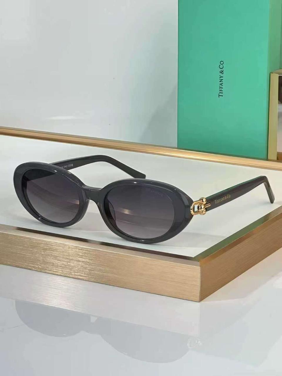 Ladies sunglasses