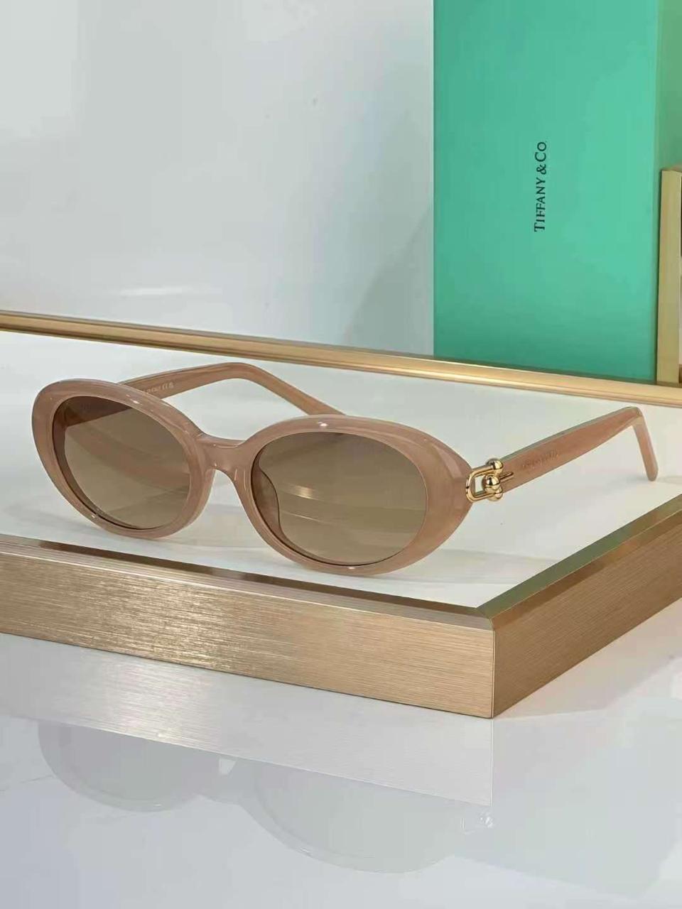 Ladies sunglasses