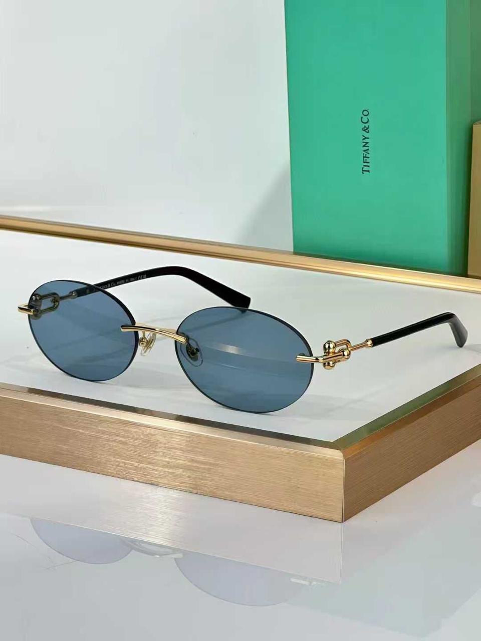 Ladies sunglasses