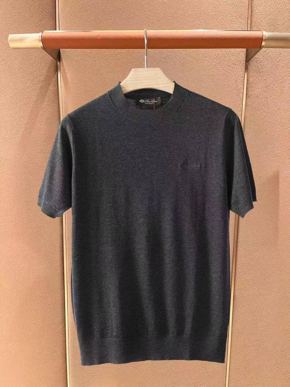 Men T-shirts Lilly Onlines