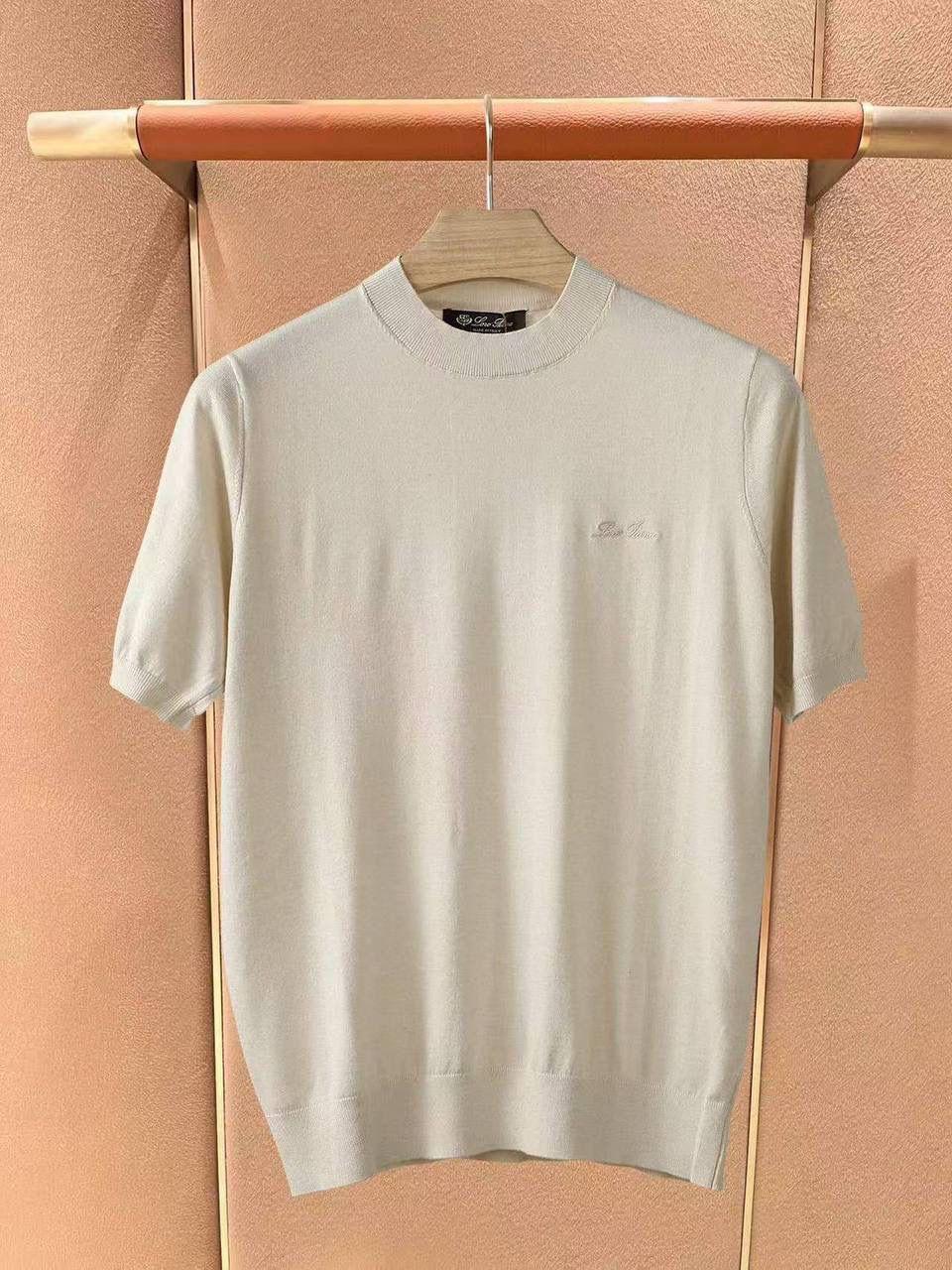 Men T-shirts Lilly Onlines