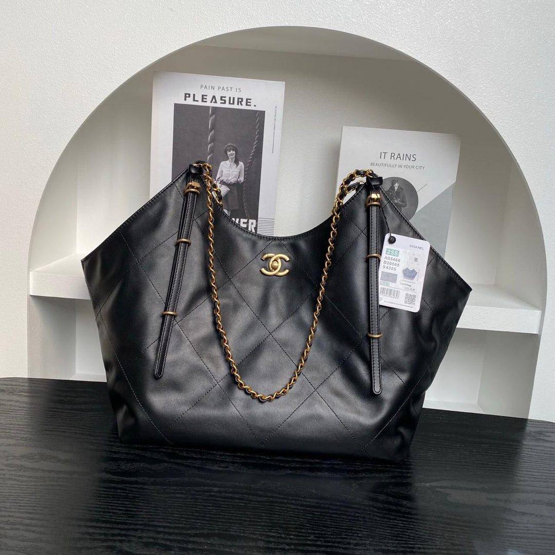 Ladies Chanel bags Lilly Onlines