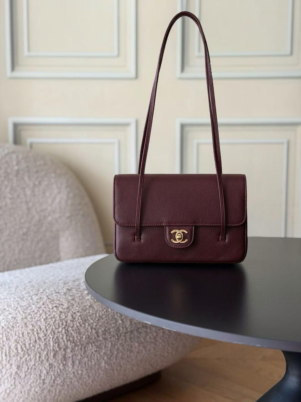 Ladies Chanel bags Lilly Onlines