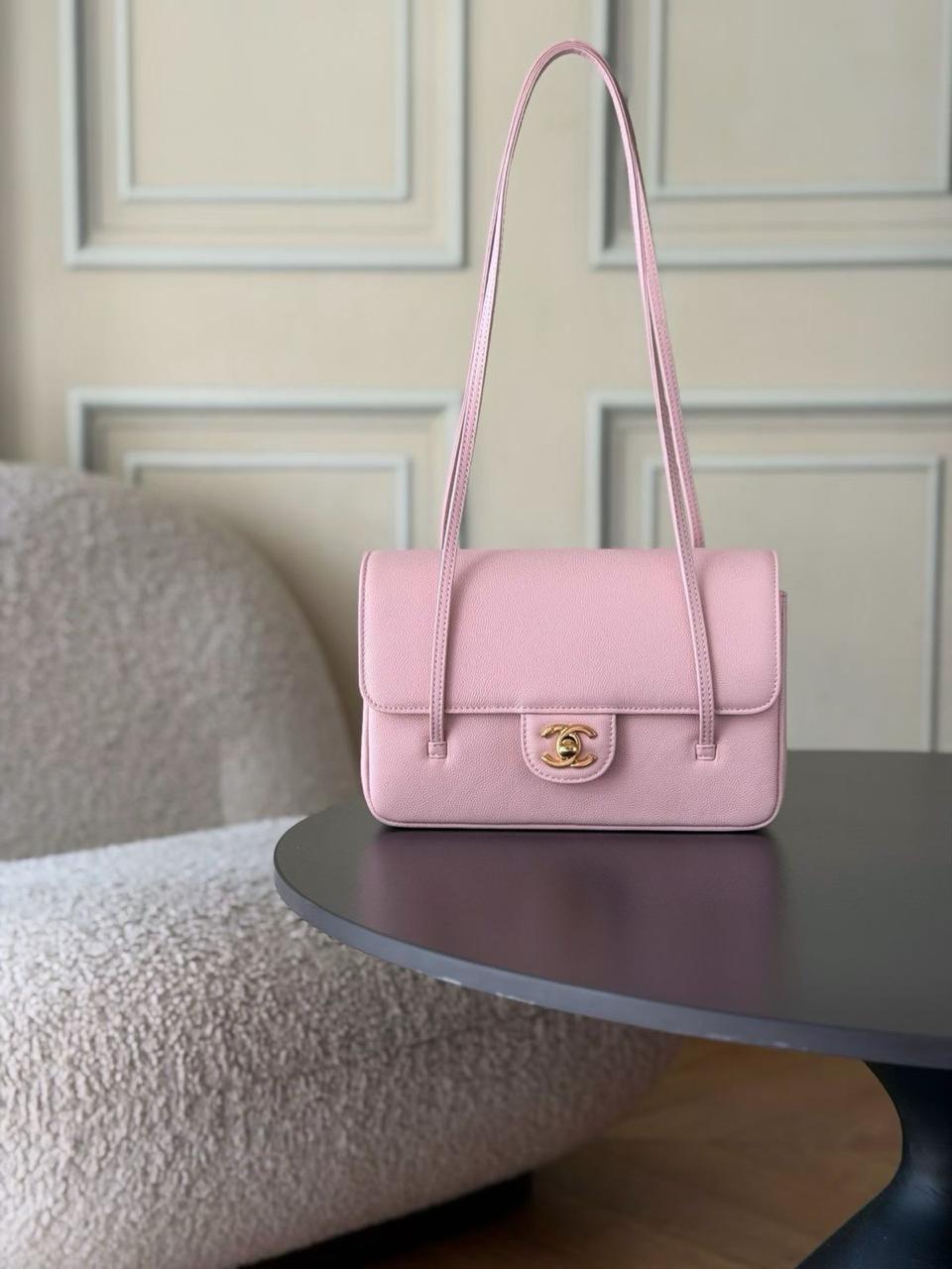 Ladies Chanel bags Lilly Onlines