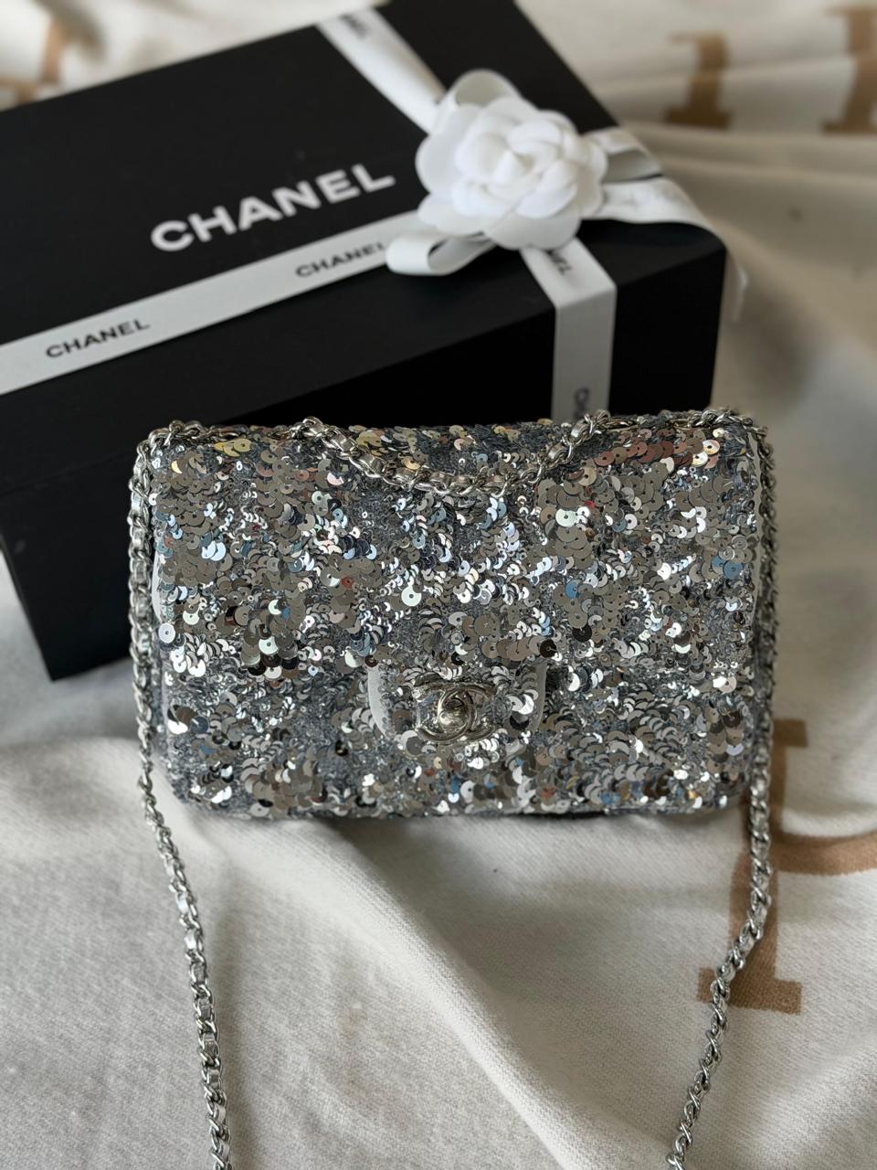 Ladies Chanel bags Lilly Onlines