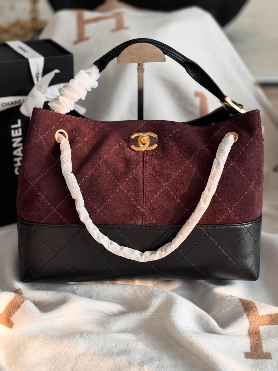 Ladies Chanel bags Lilly Onlines