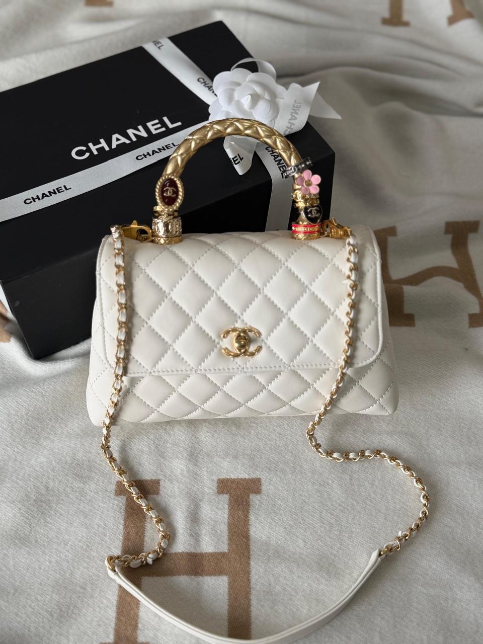 Ladies Chanel bags Lilly Onlines