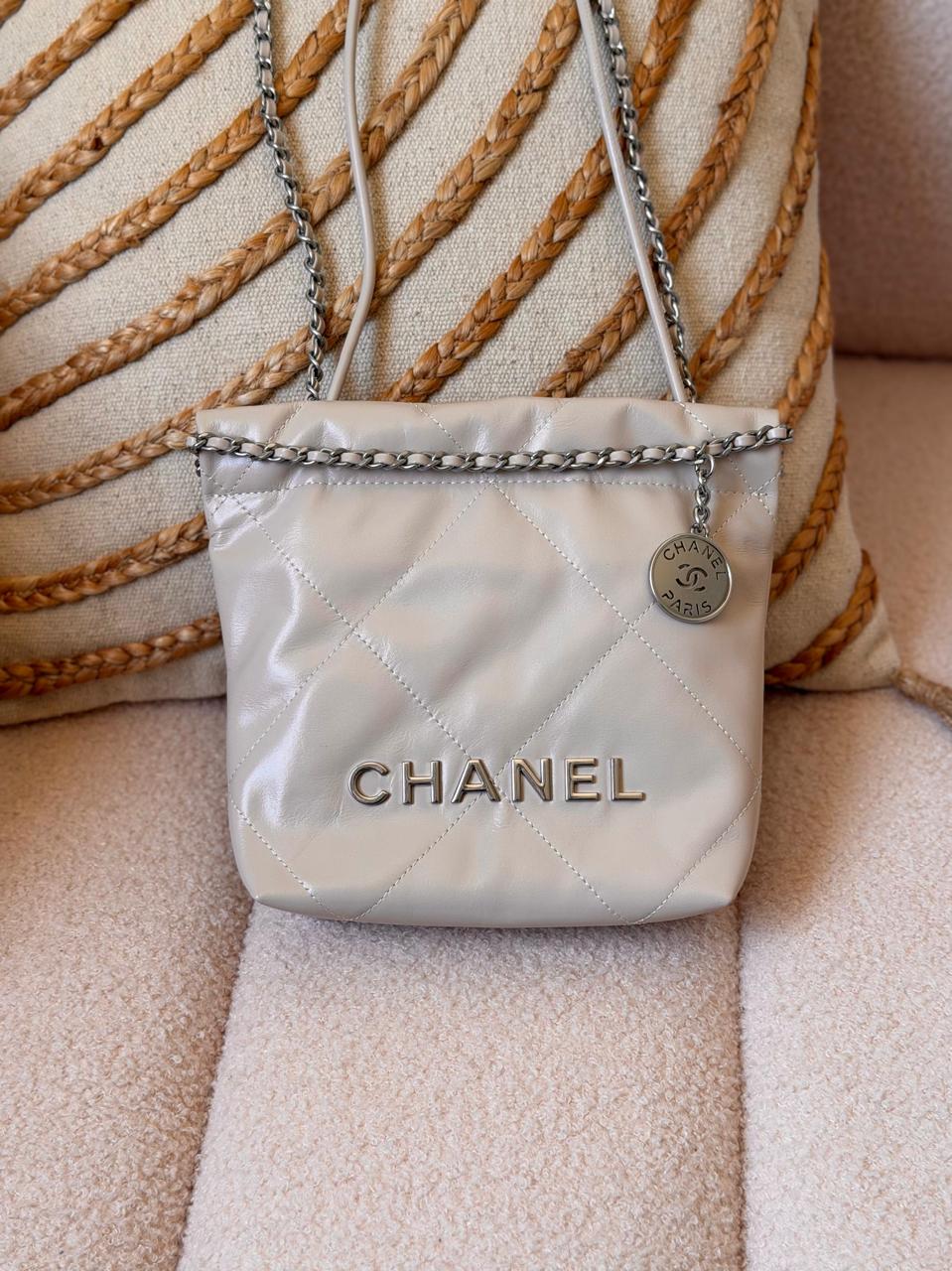 Ladies Chanel bags Lilly Onlines