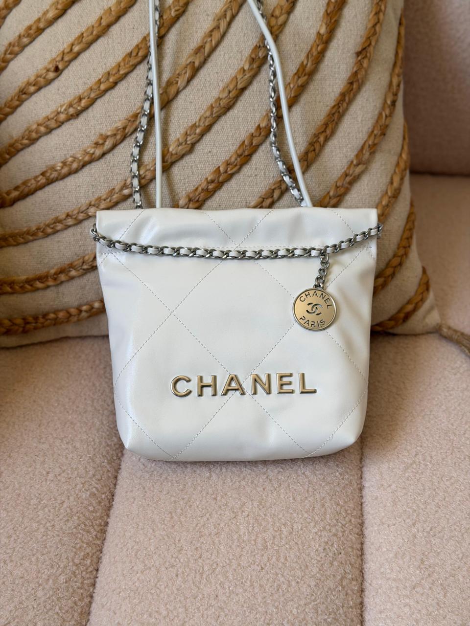 Ladies Chanel bags Lilly Onlines