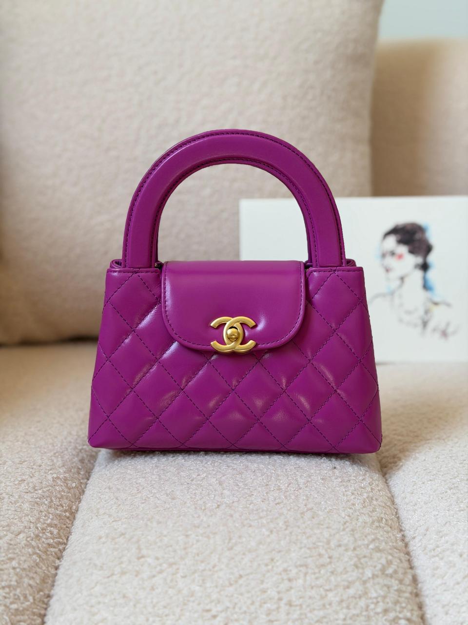 Ladies Chanel bags Lilly Onlines