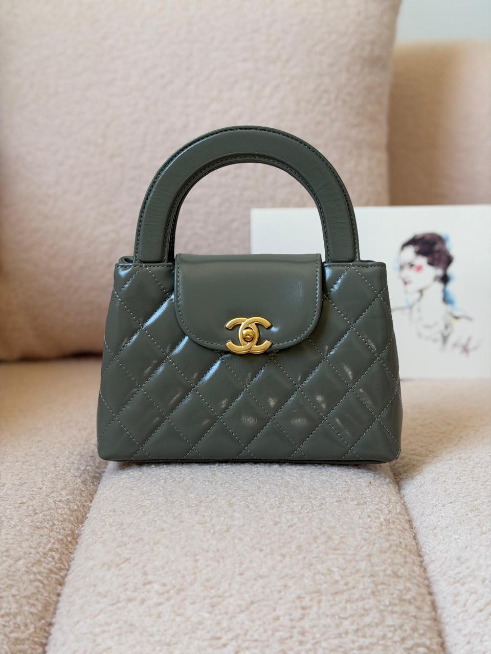 Ladies Chanel bags Lilly Onlines