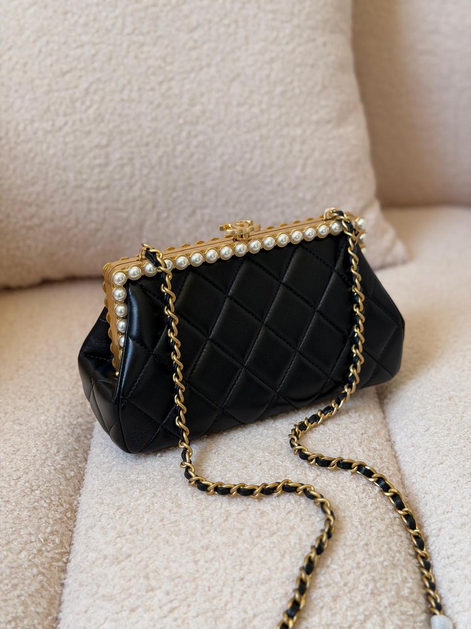 Ladies Chanel bags Lilly Onlines