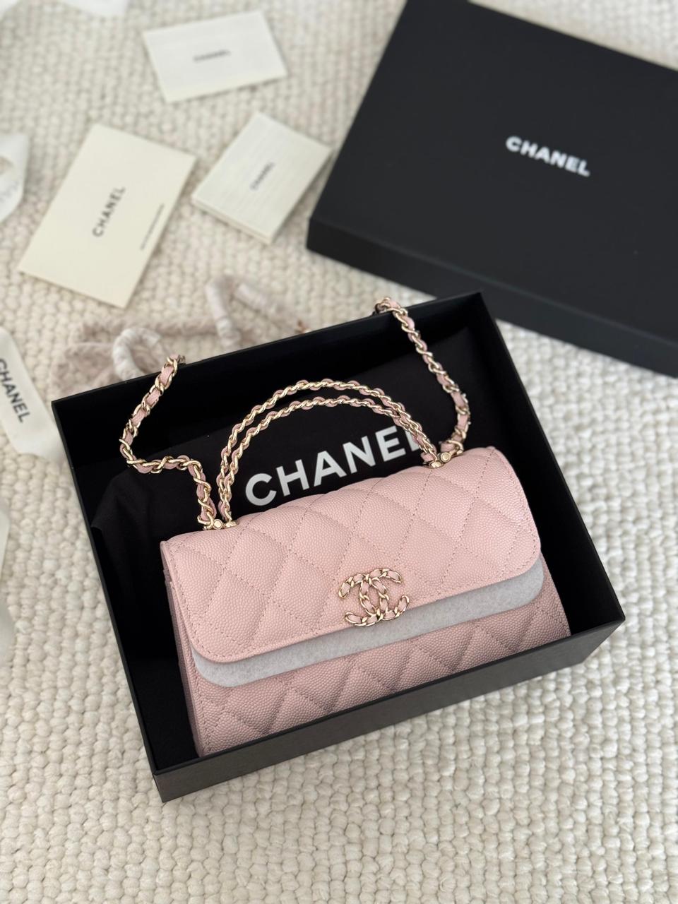 Ladies Chanel bags Lilly Onlines