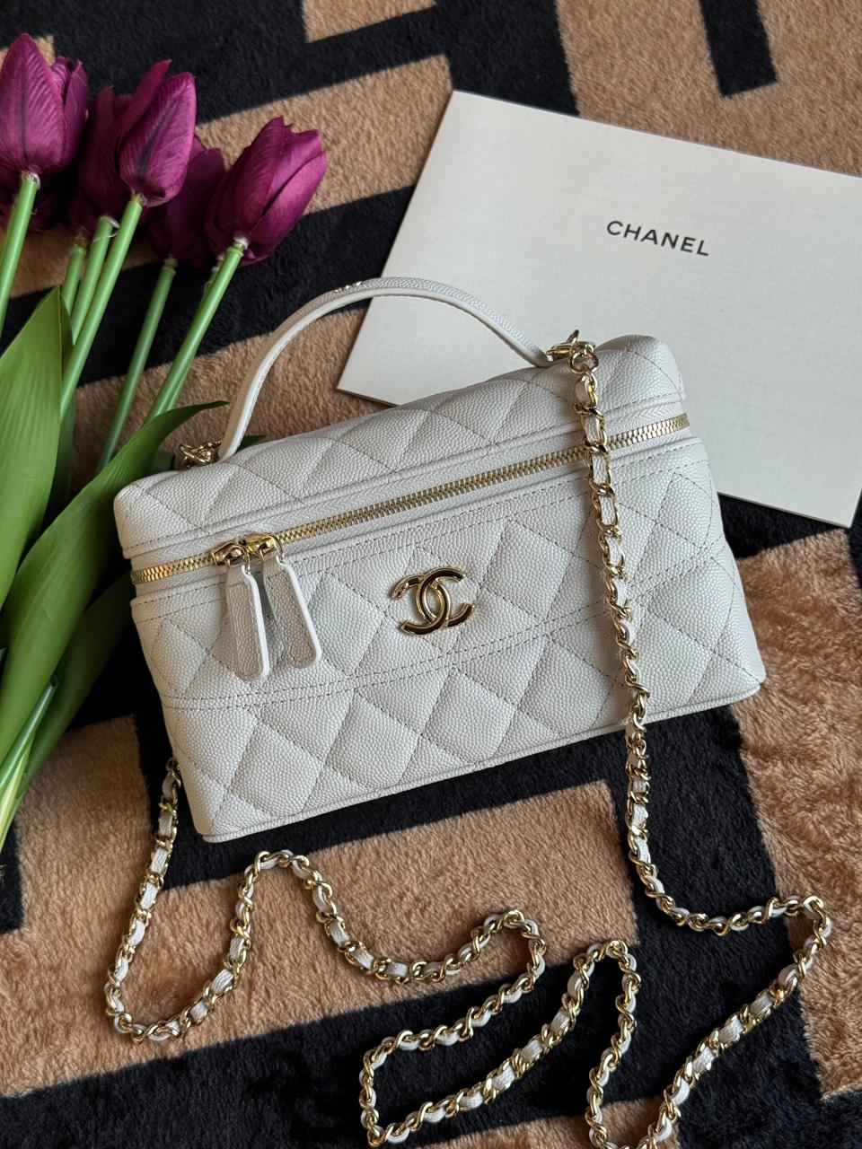 Ladies Chanel bags Lilly Onlines