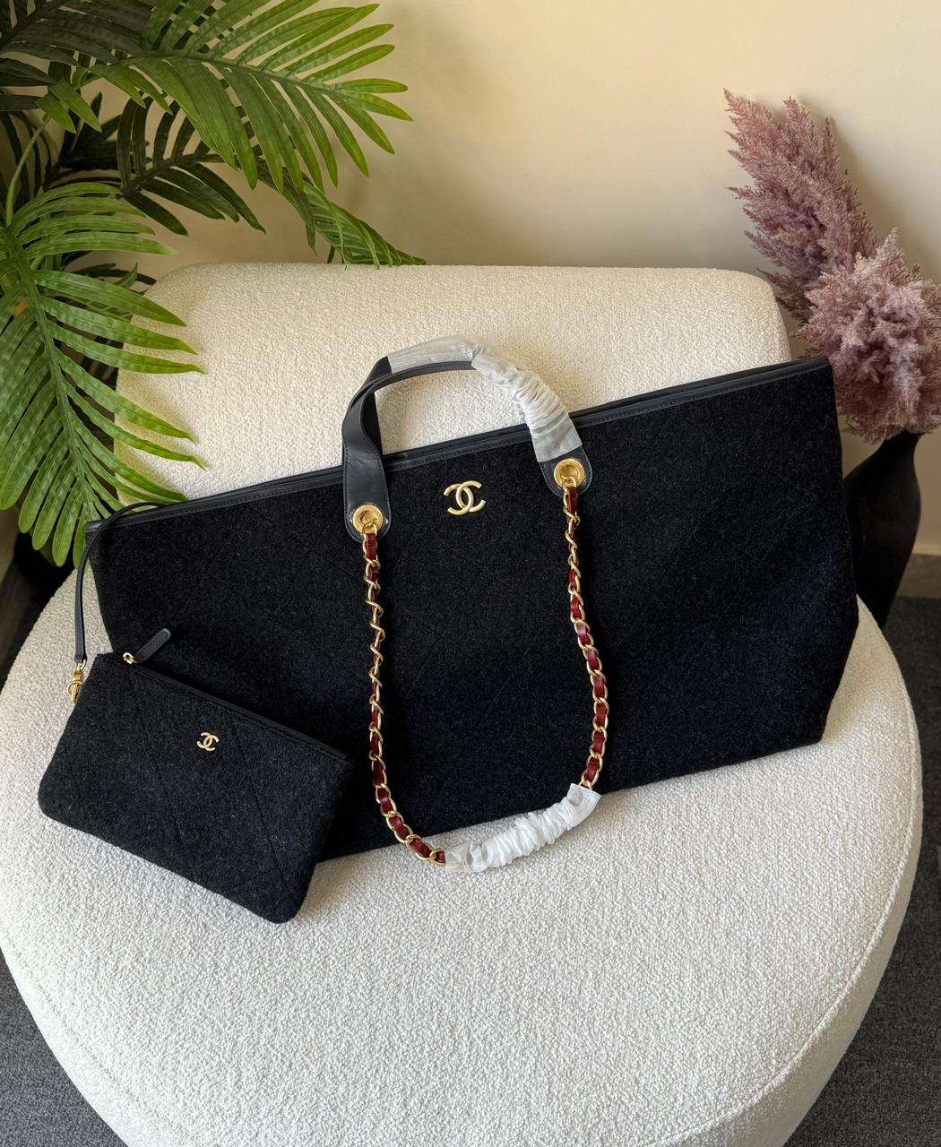 Ladies Chanel bags Lilly Onlines