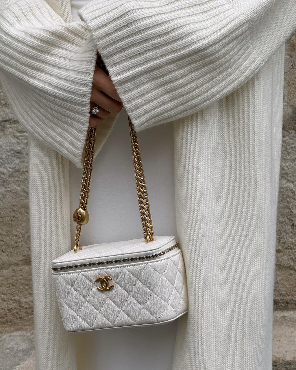 Ladies Chanel bags Lilly Onlines