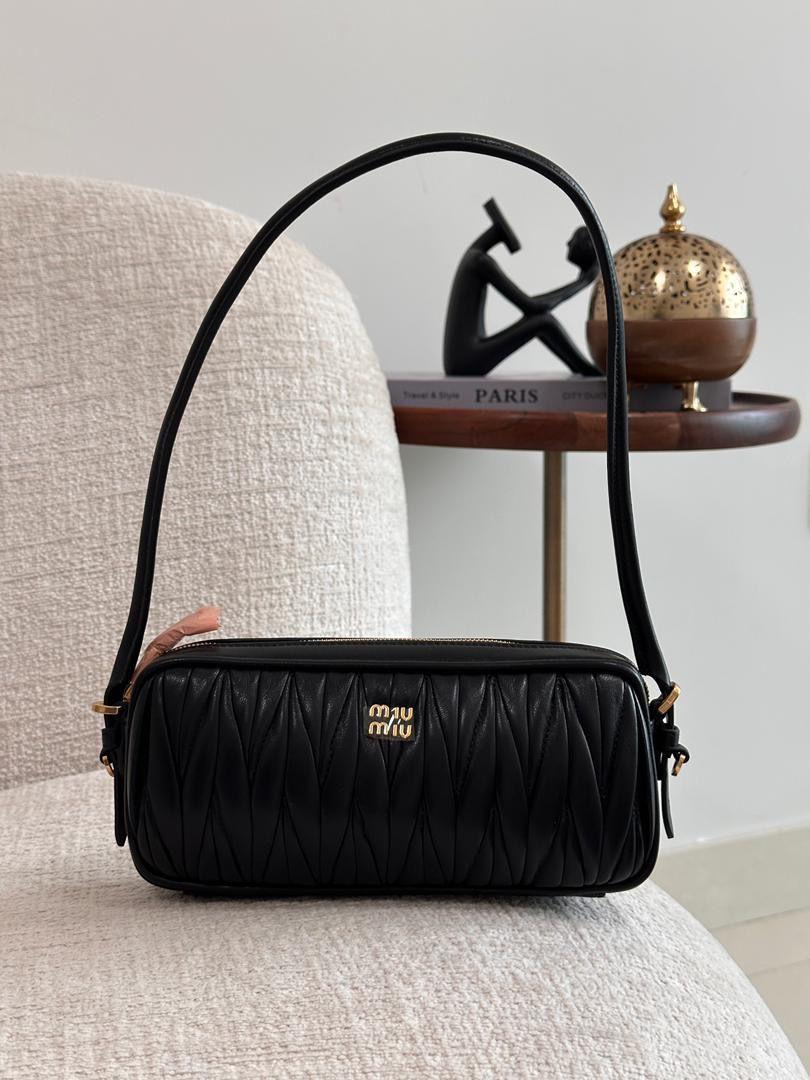 Ladies Miu Miu bags Lilly Onlines