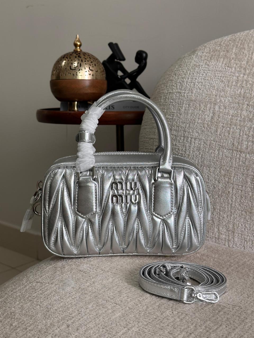 Ladies Miu Miu bags Lilly Onlines