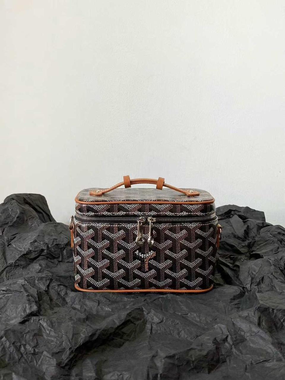 Ladies Goyard bags Lilly Onlines