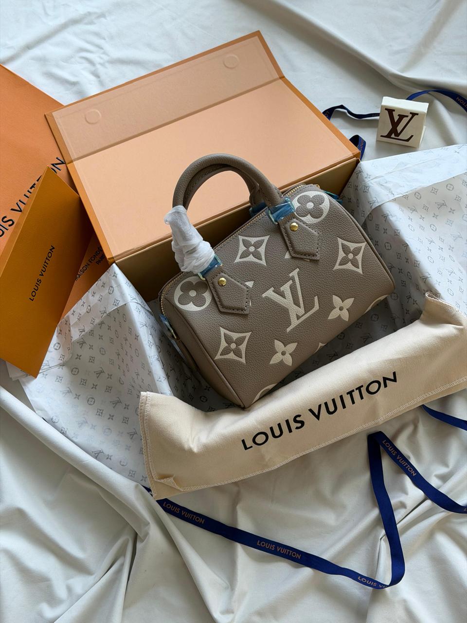 Lv bags Lilly Onlines