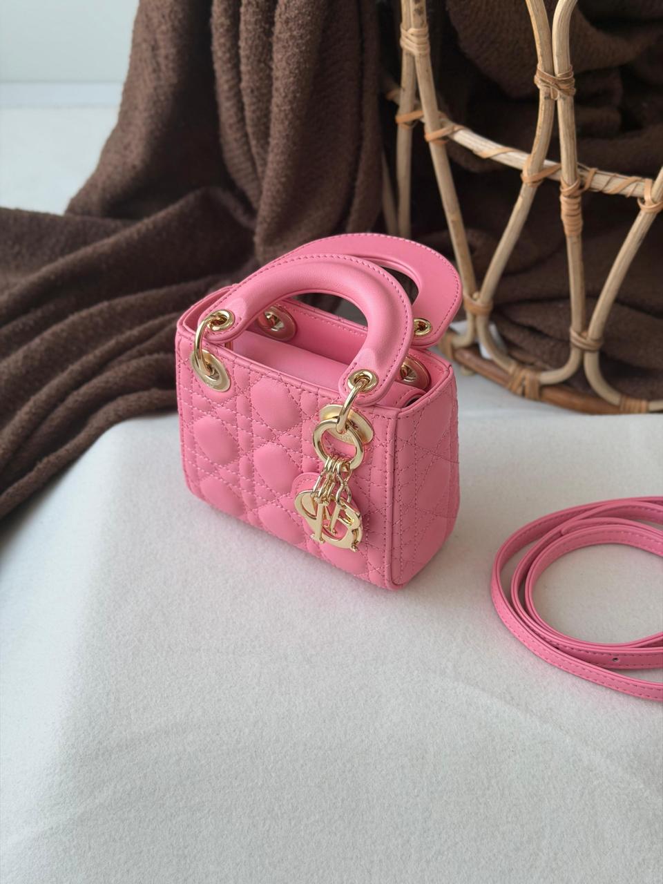 Ladies Dior bags Lilly Onlines