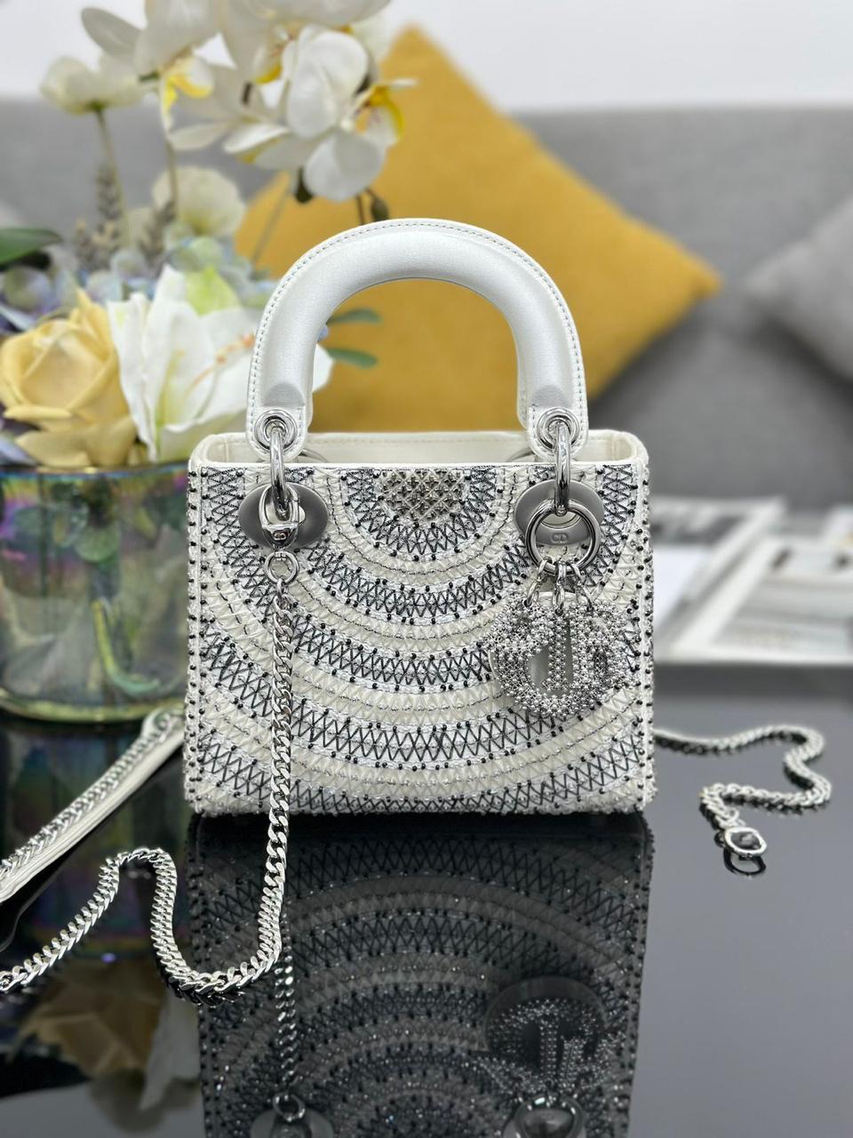 Ladies Dior bags Lilly Onlines