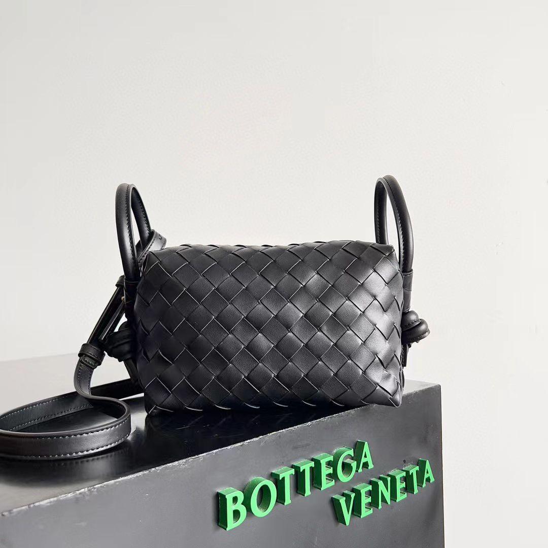 Ladies Bottega bags Lilly Onlines