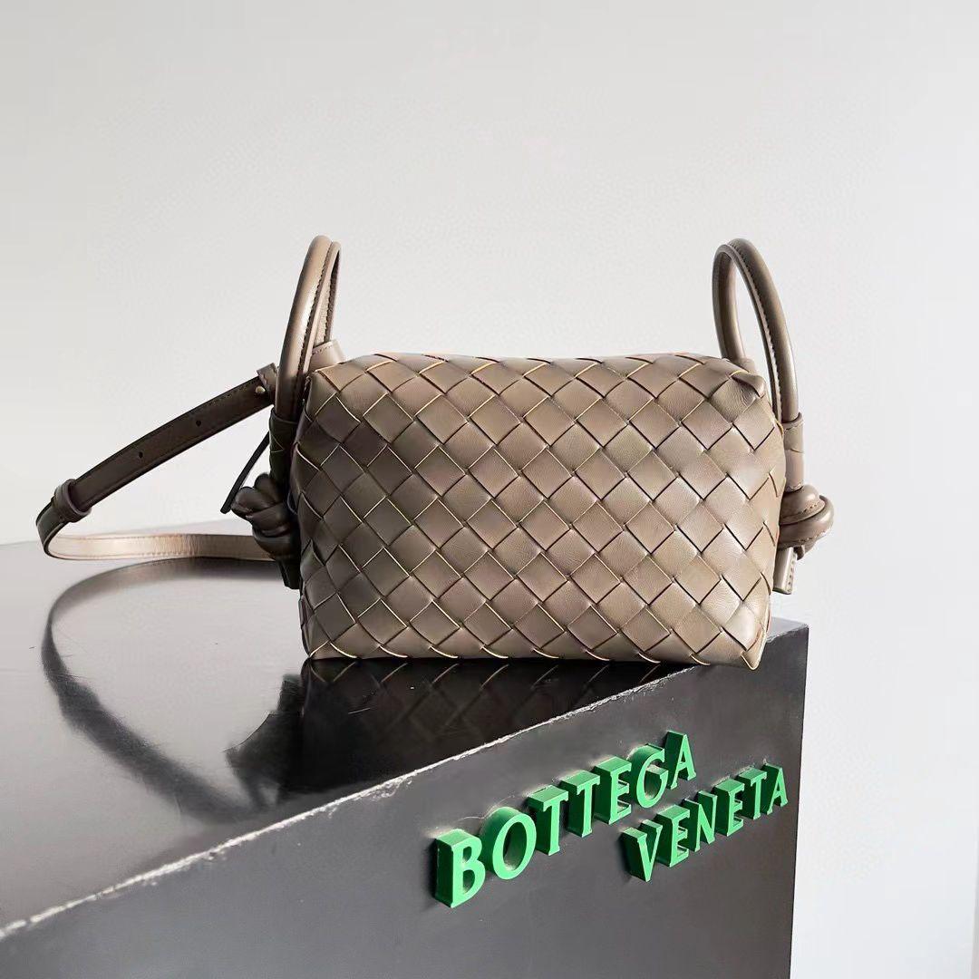 Ladies Bottega bags Lilly Onlines
