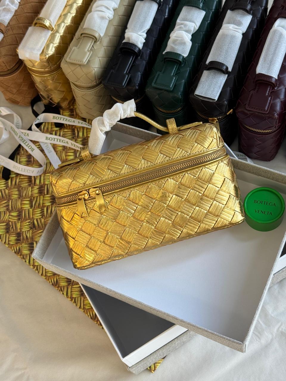 Ladies Bottega bags Lilly Onlines