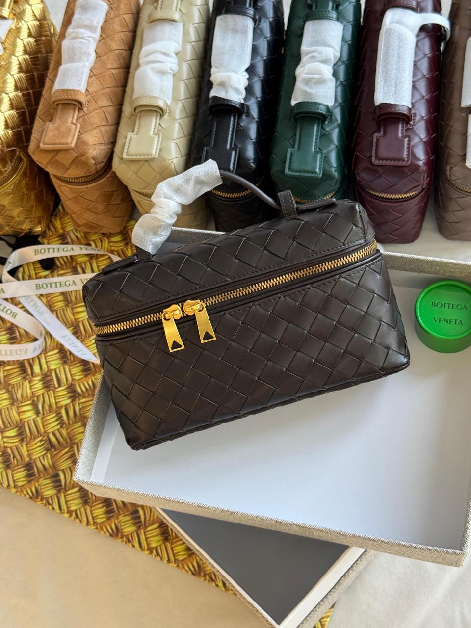 Ladies Bottega bags Lilly Onlines