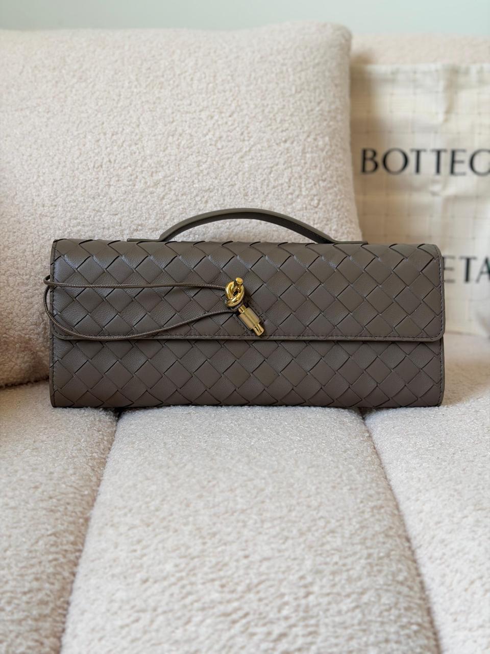 Ladies Bottega bags Lilly Onlines
