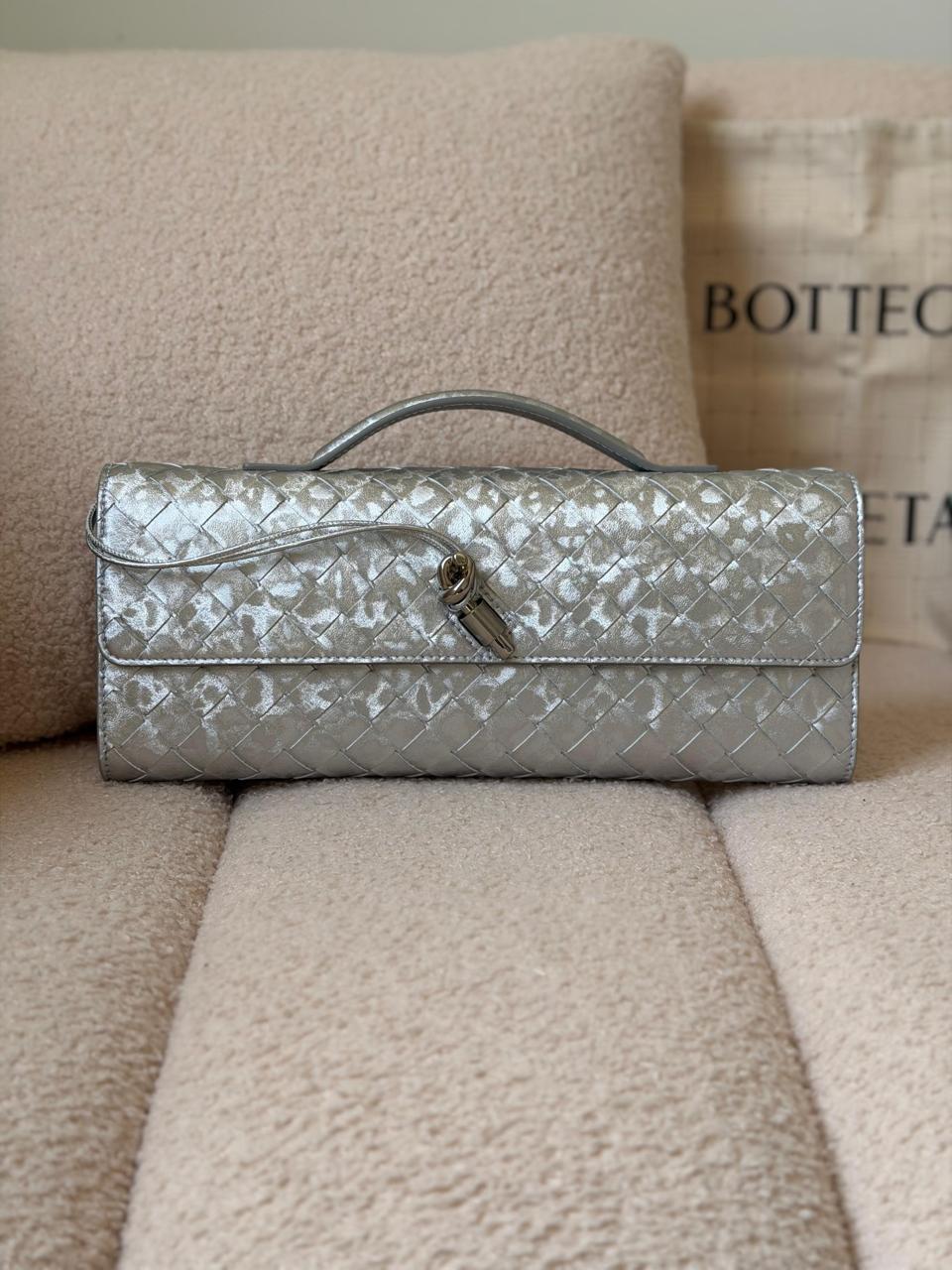 Ladies Bottega bags Lilly Onlines